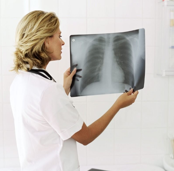 X光胸透有辐射吗？