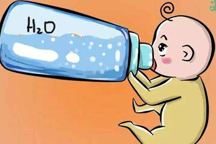 新生儿奶粉喂养需要喝水吗